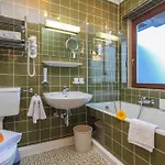 Hotel Tiroler Adler -