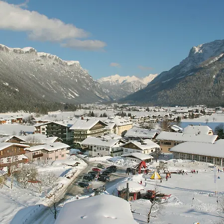Tiroler Adler - Hotel 3*