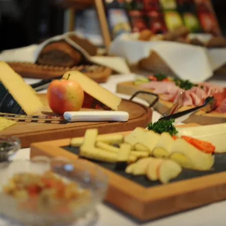 Tiroler Adler - Hotel 3*