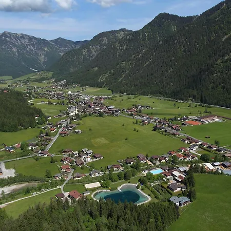 Hotel Tiroler Adler - Waidring