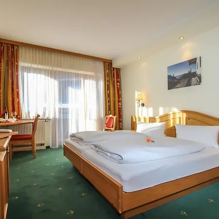 Tiroler Adler - Hotel 3*