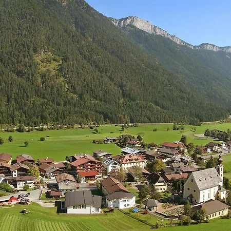 Otel Tiroler Adler - Waidring